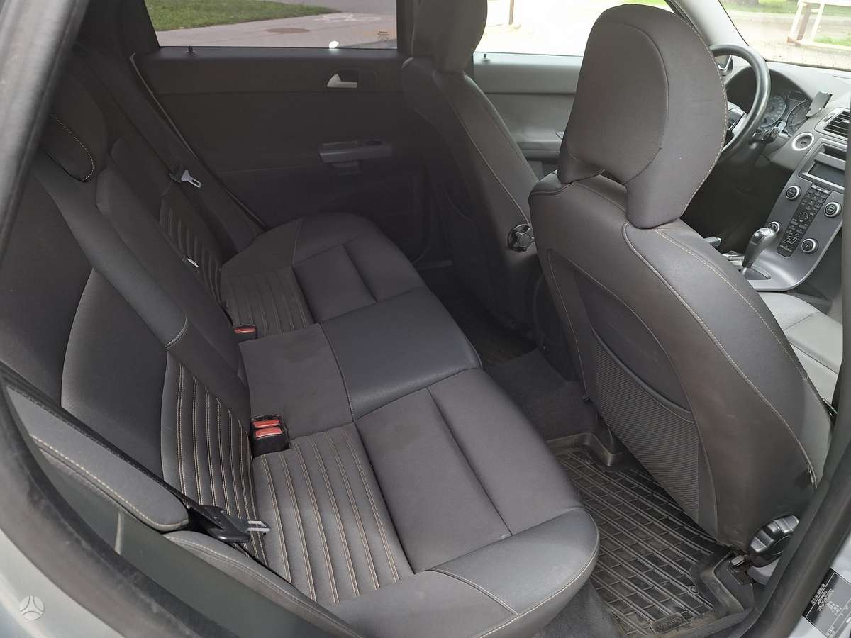 Volvo V50 2008 — photo 13