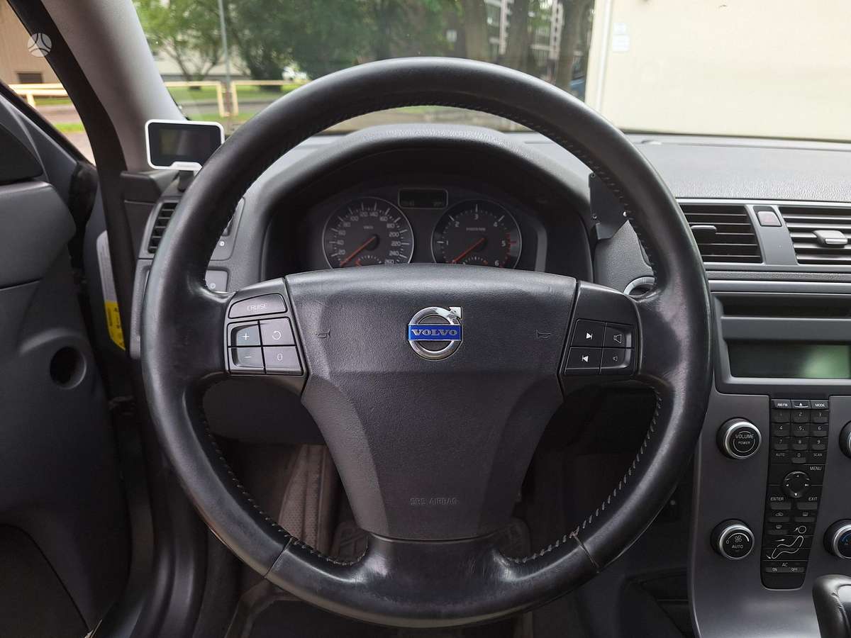 Volvo V50 2008 — photo 16
