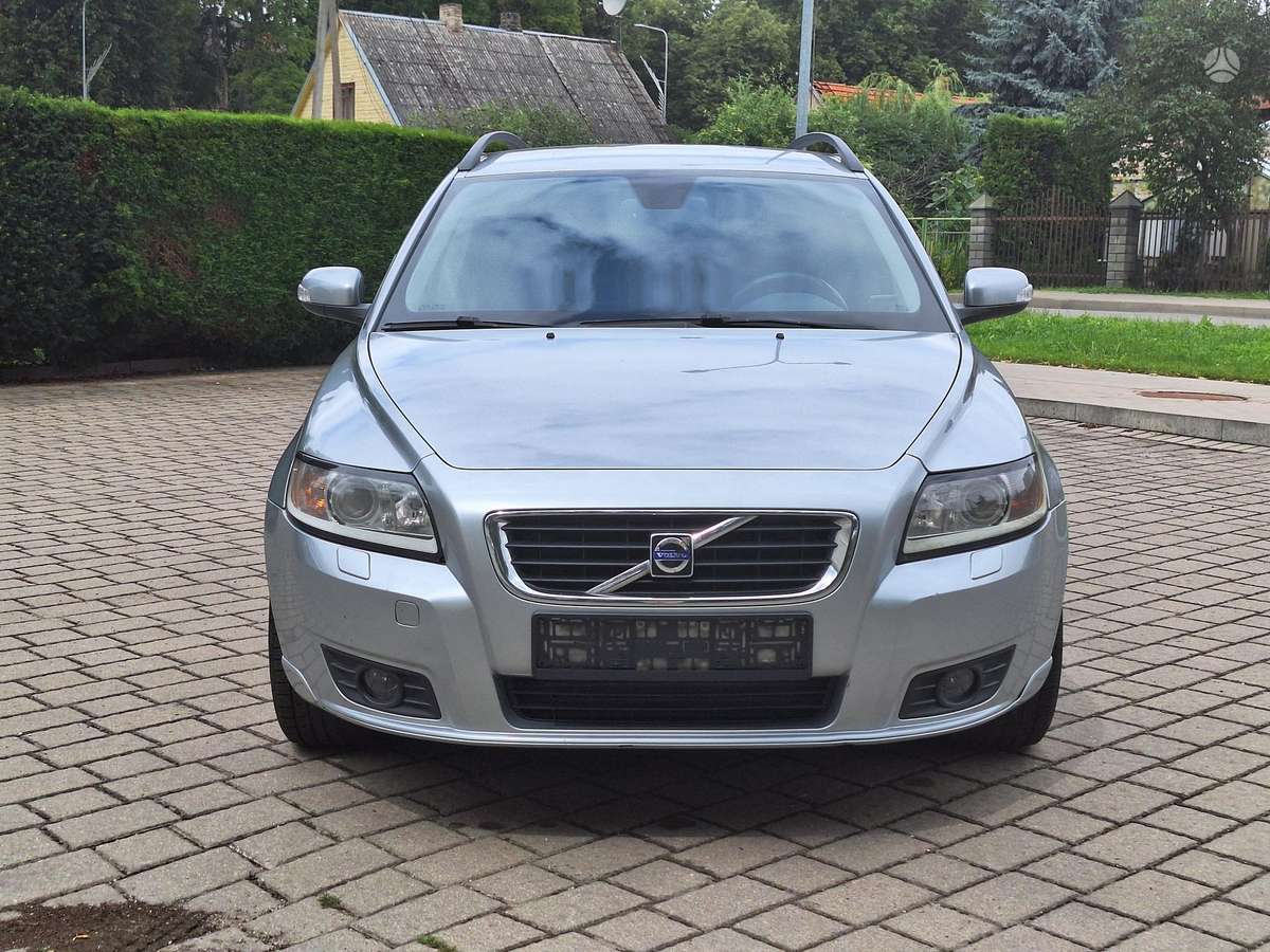 Volvo V50 2008 — photo 8