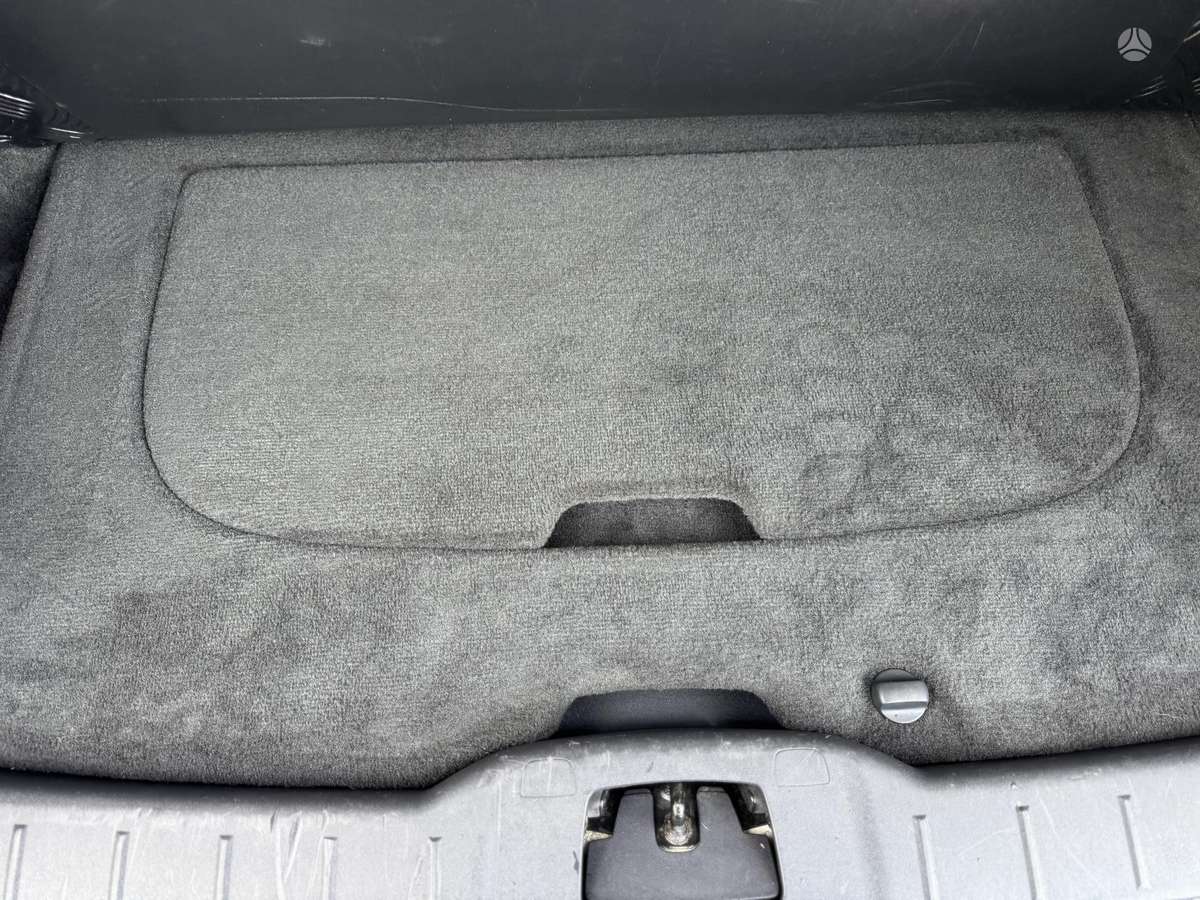 Volvo V50 2011 — photo 27