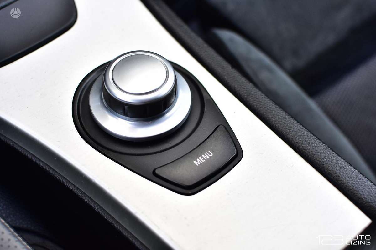 BMW 330 2008 — photo 14