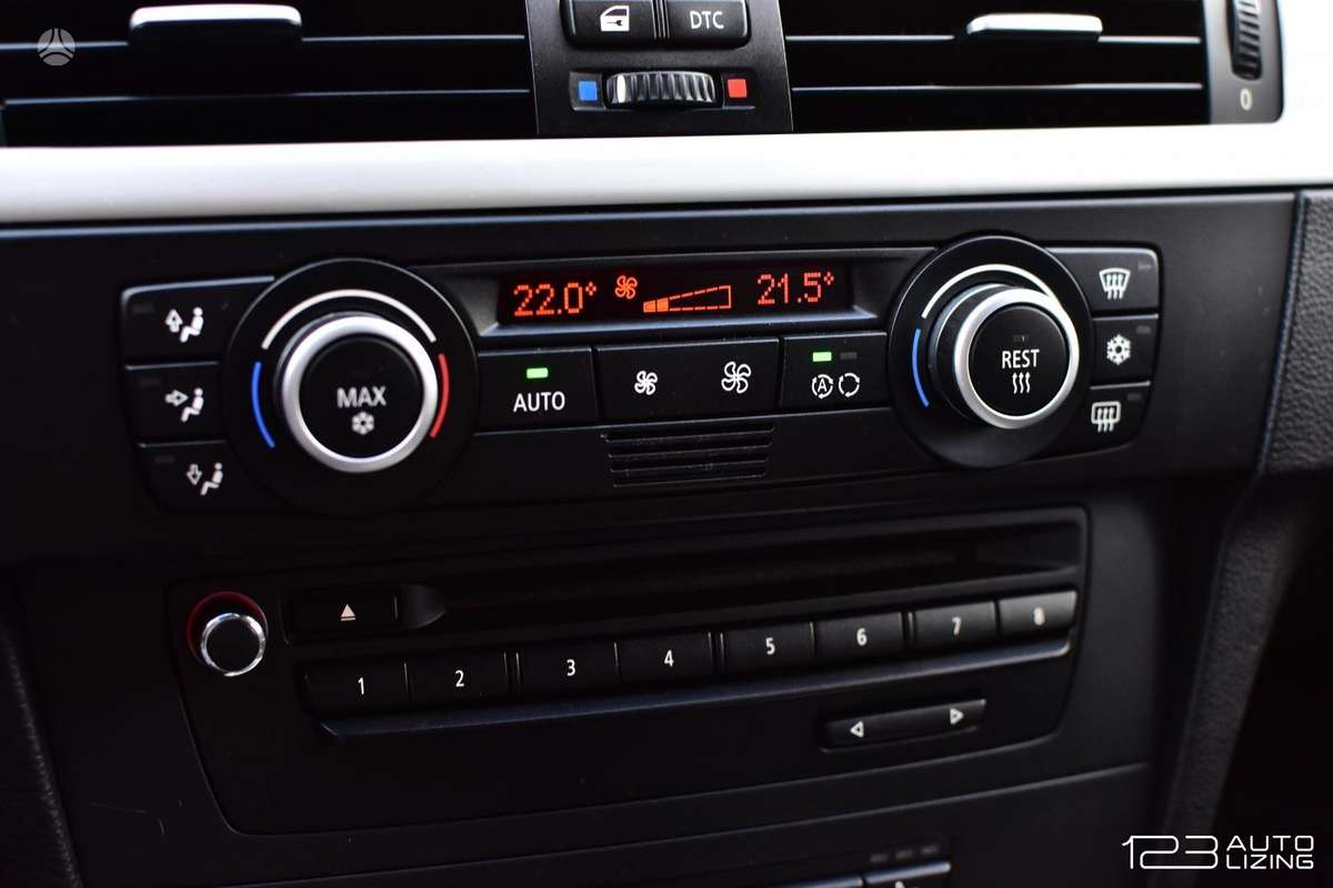 BMW 330 2008 — photo 16