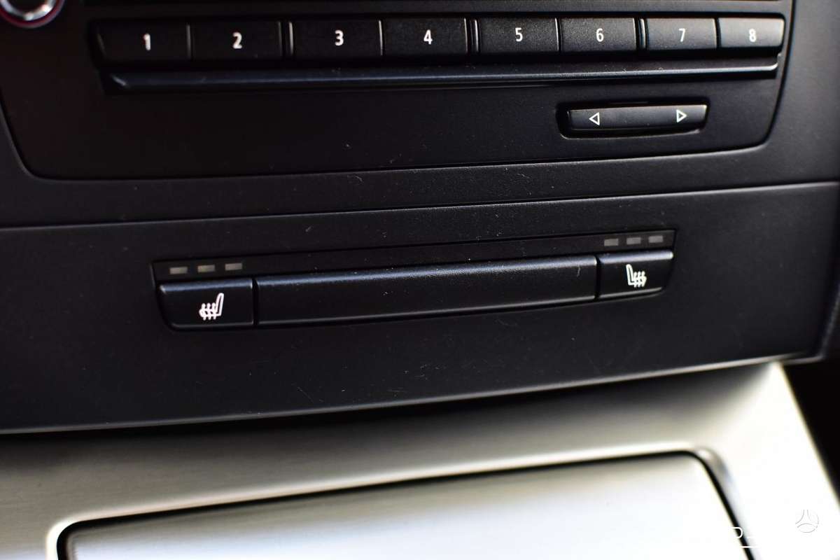 BMW 330 2008 — photo 17