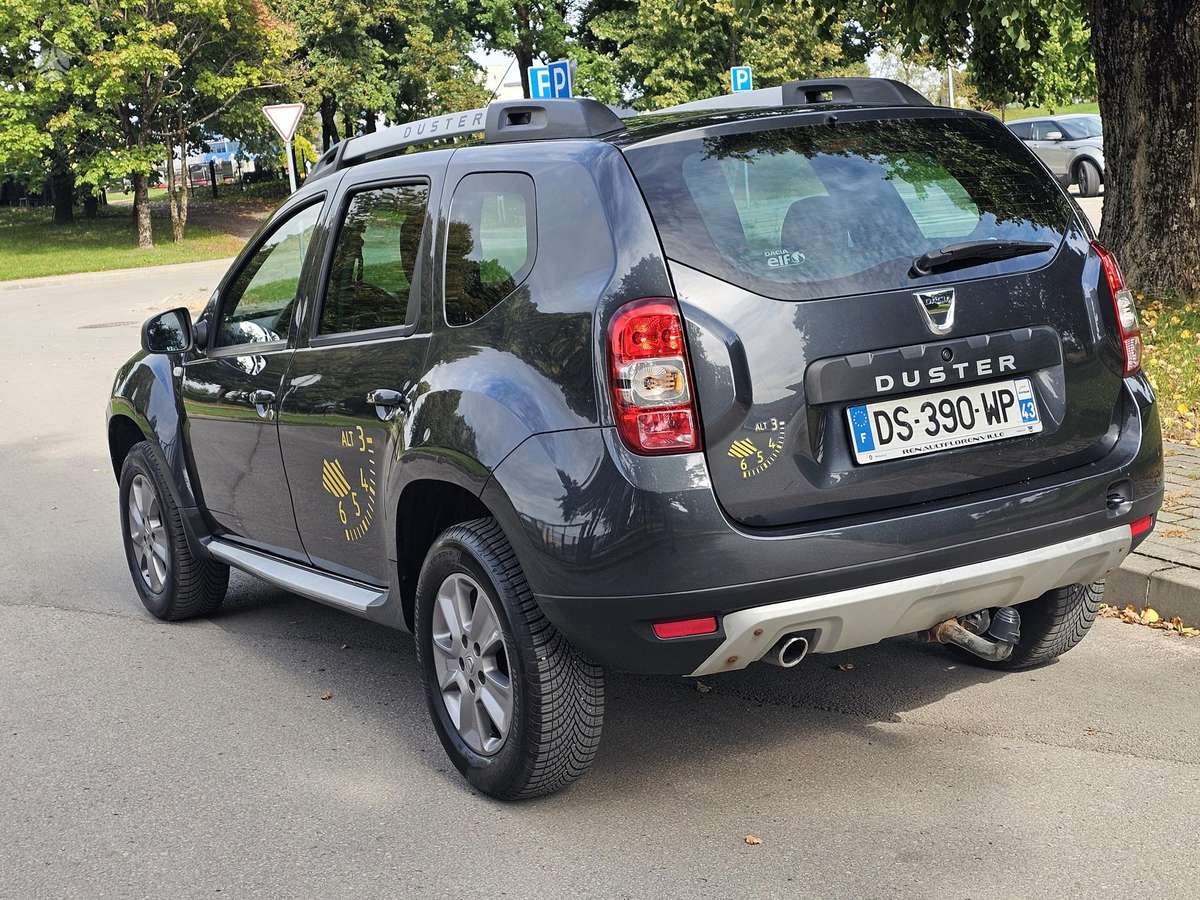 Dacia Duster 2014 — фото 5