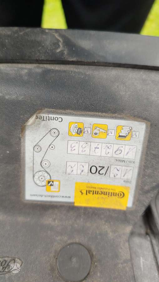 Ford Grand 2013 — photo 12