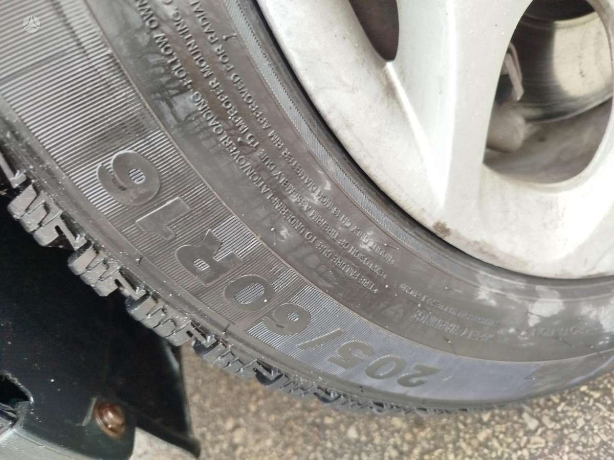 Ford Grand 2013 — photo 14