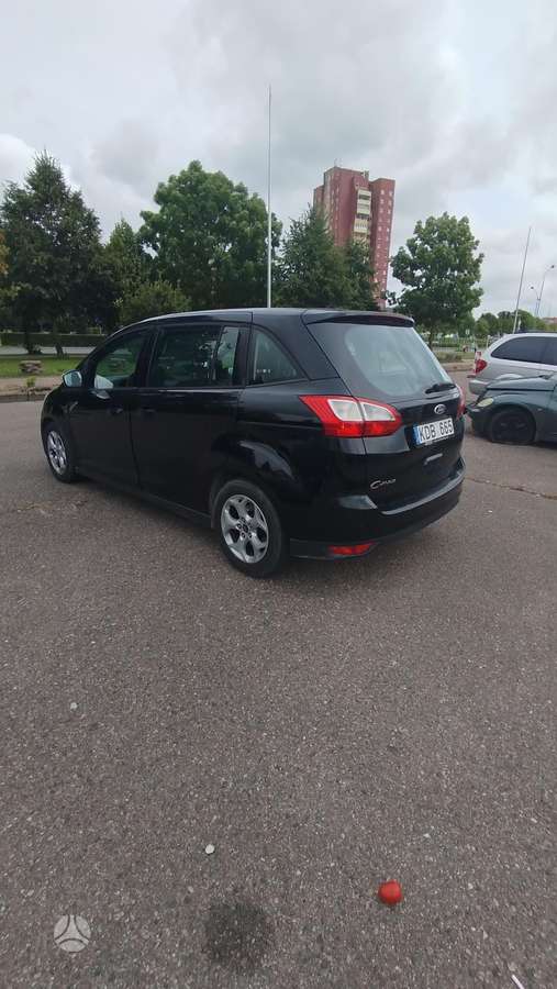 Ford Grand 2013 — photo 5