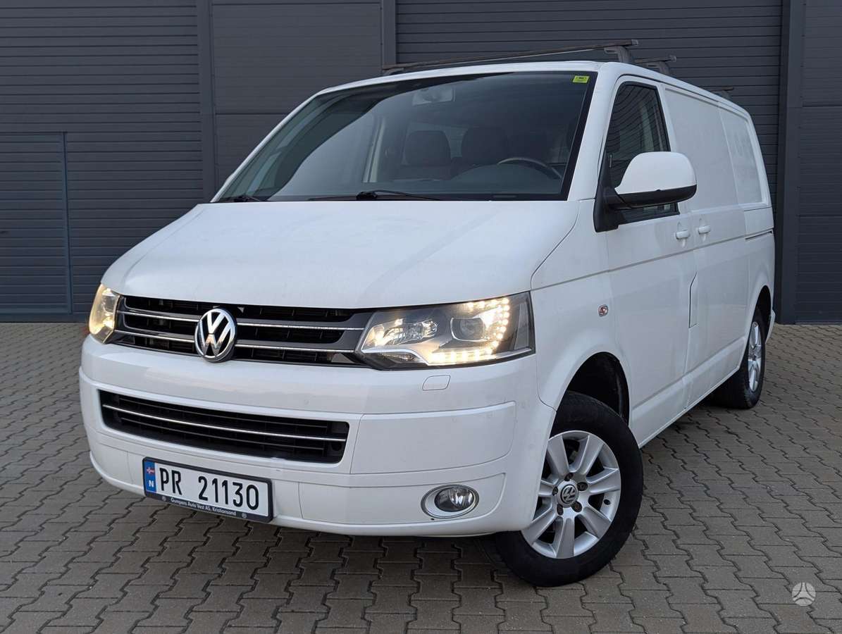 Volkswagen Transporter 2013 — photo 11