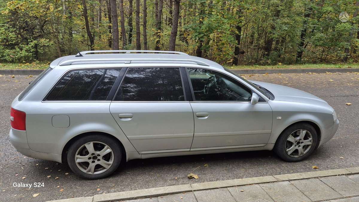 Audi A6 2004 — двигун 2500 cm³, 179 HP (132kW)
