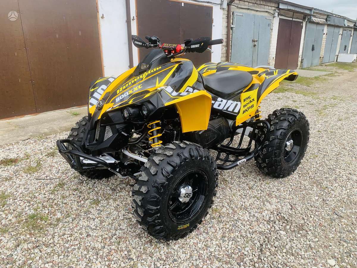 Can-Am Renegade 2009 — rear view
