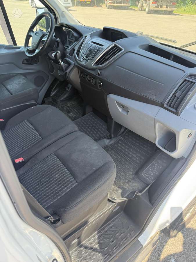 Ford Transit 2015 — photo 9