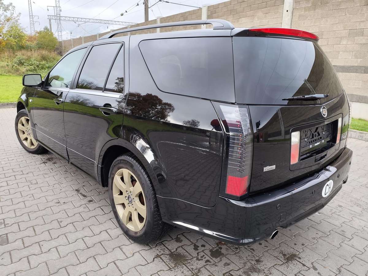 Cadillac SRX 2007 — вигляд ззаду