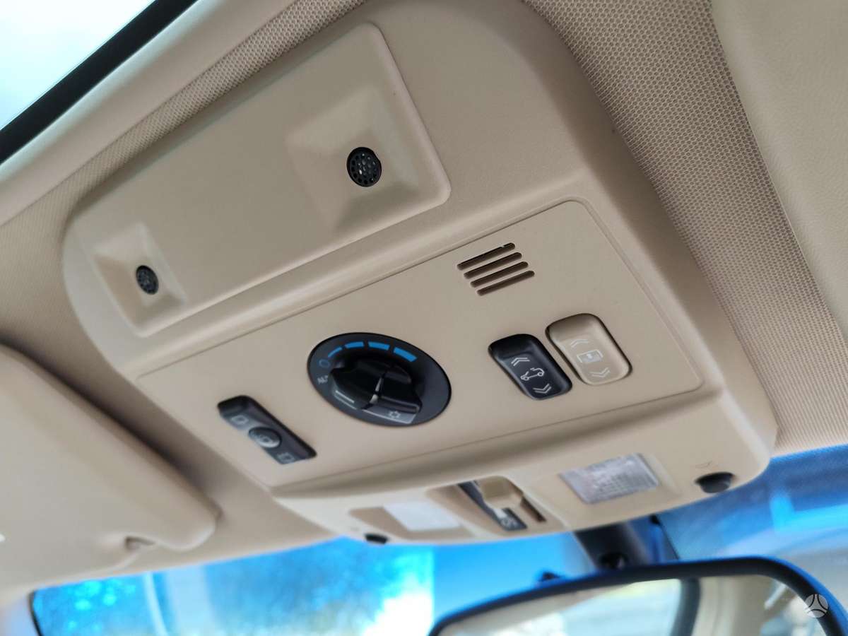 Cadillac SRX 2007 — фото 27
