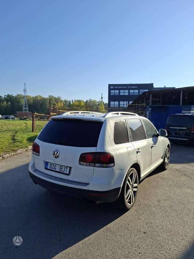 Volkswagen Touareg 2008 — engine 2967 cm³, 241 HP (177kW)