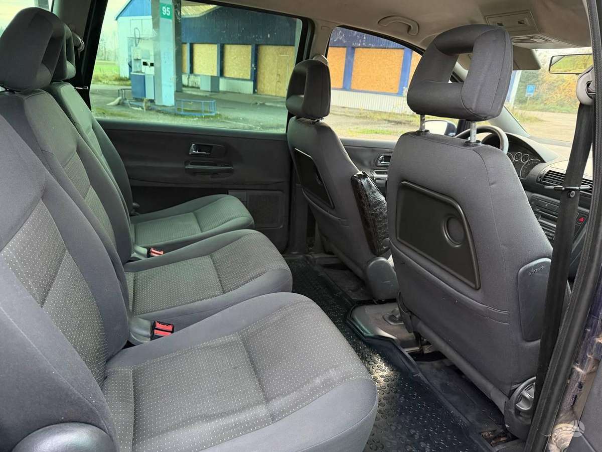Seat Alhambra 2006 — photo 14