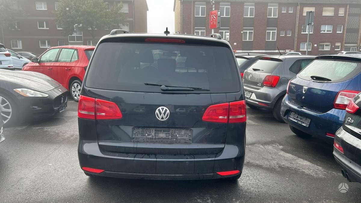 Volkswagen Touran 2012 — photo 5