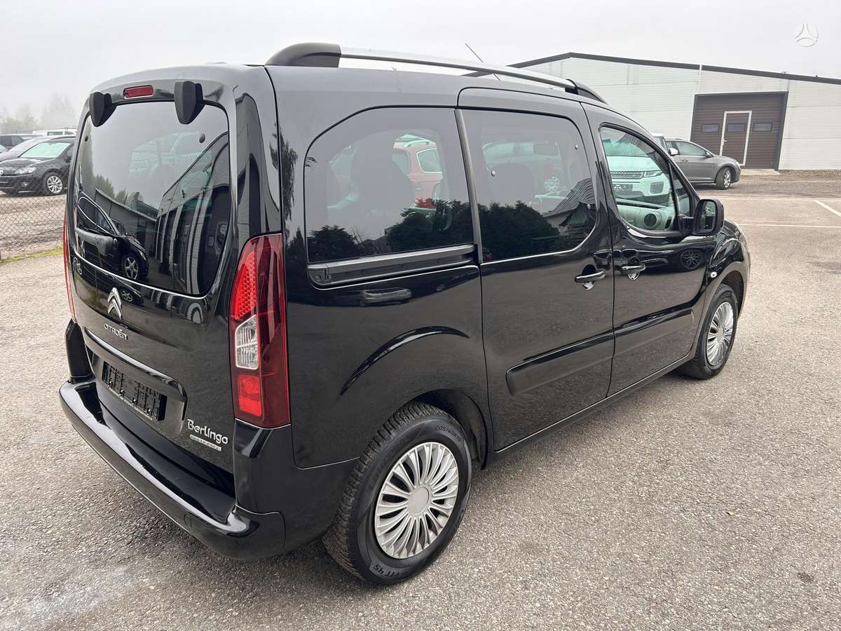 Citroen Berlingo 2014 — interior