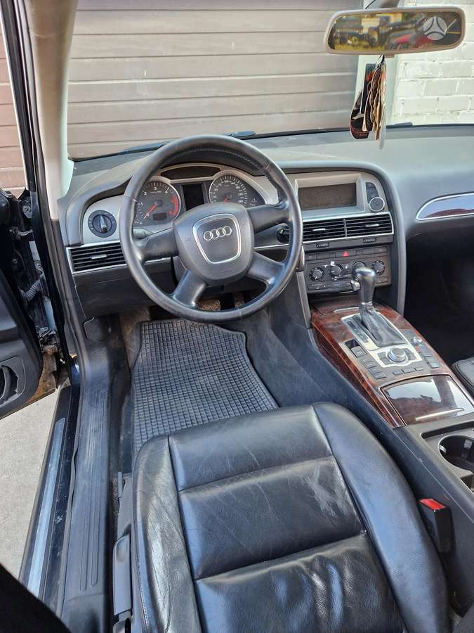 Audi A6 2006 — photo 12