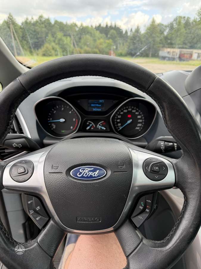 Ford C-MAX 2011 — photo 14