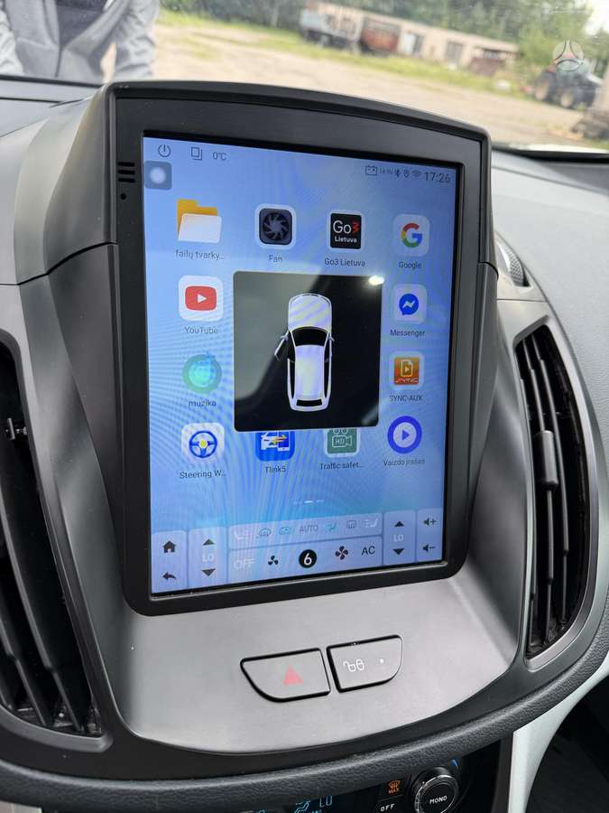 Ford C-MAX 2011 — photo 15
