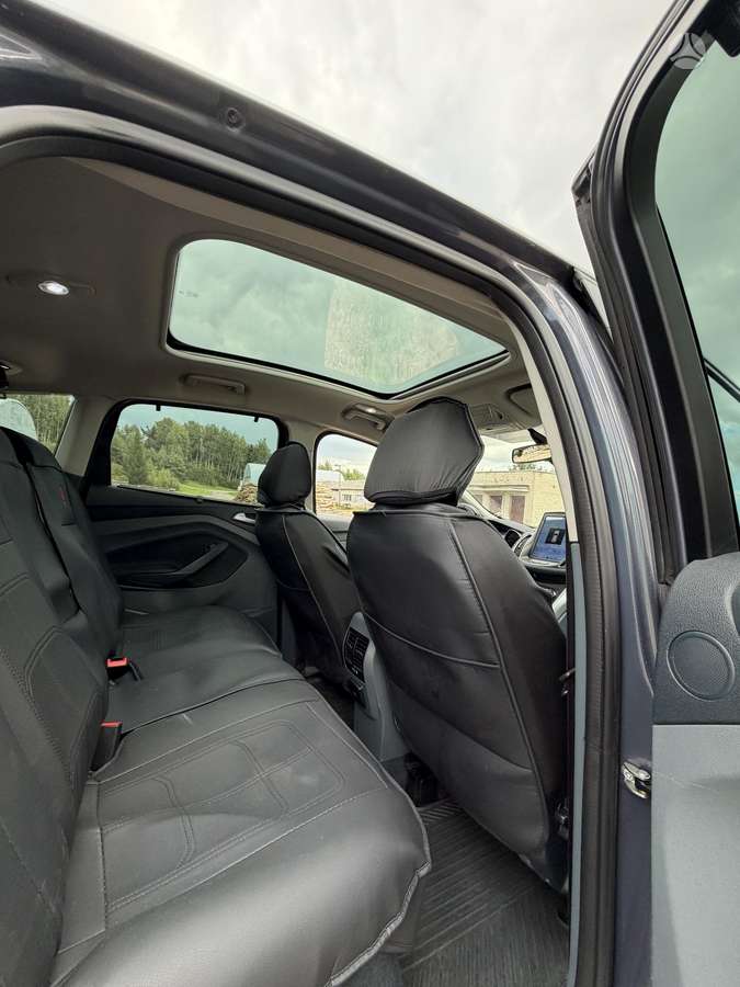 Ford C-MAX 2011 — photo 9