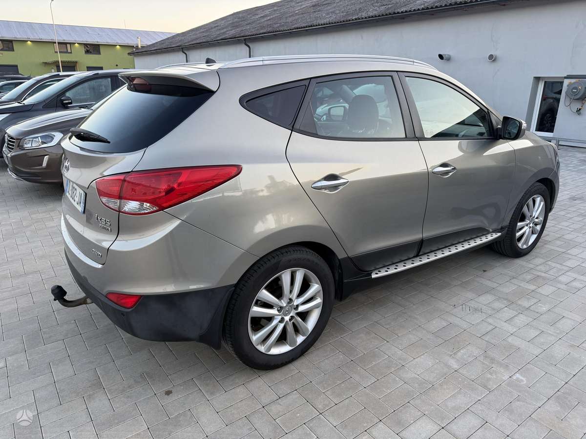 Hyundai ix35 2011 — photo 5