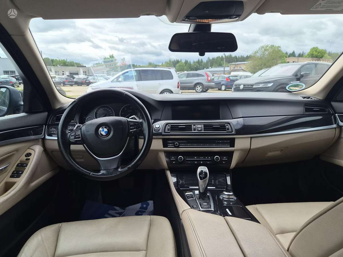 BMW 520 2011 — photo 11