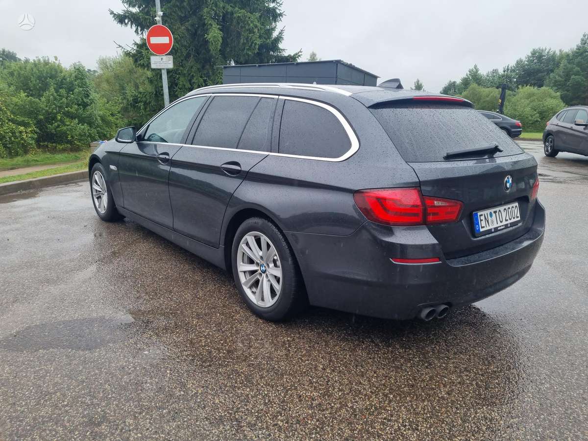 BMW 520 2011 — engine 1995 cm³, 184 HP (135kW)