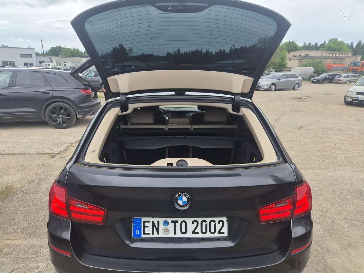 BMW 520 2011 — photo 9