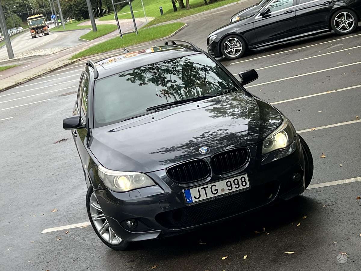 BMW 530 2006 — engine 2993 cm³, 231 HP (170kW)