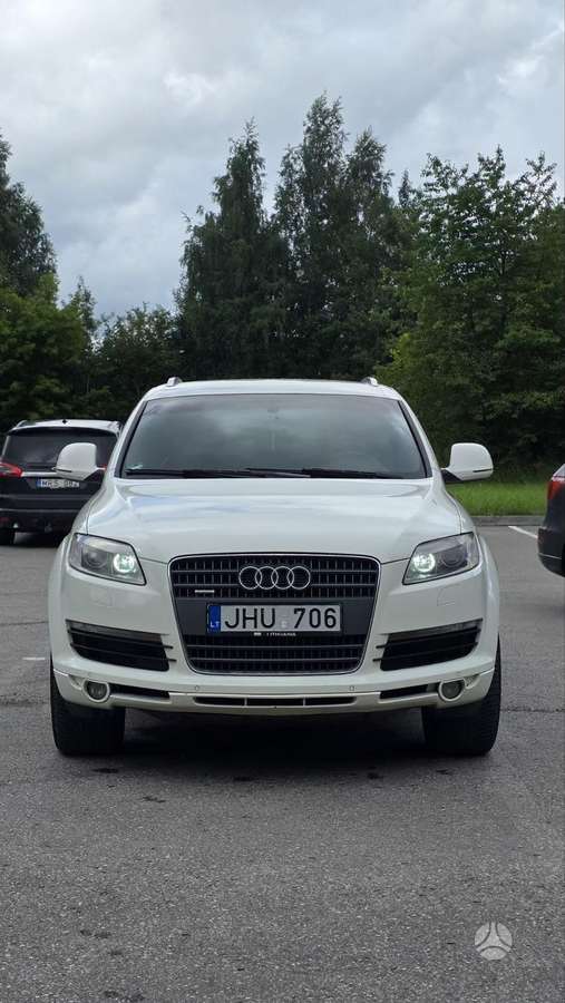 Audi Q7 2007 — engine 4100 cm³, 326 HP (240kW)