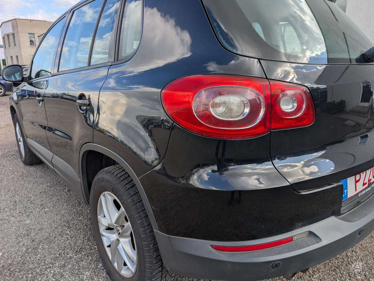 Volkswagen Tiguan 2010 — photo 13