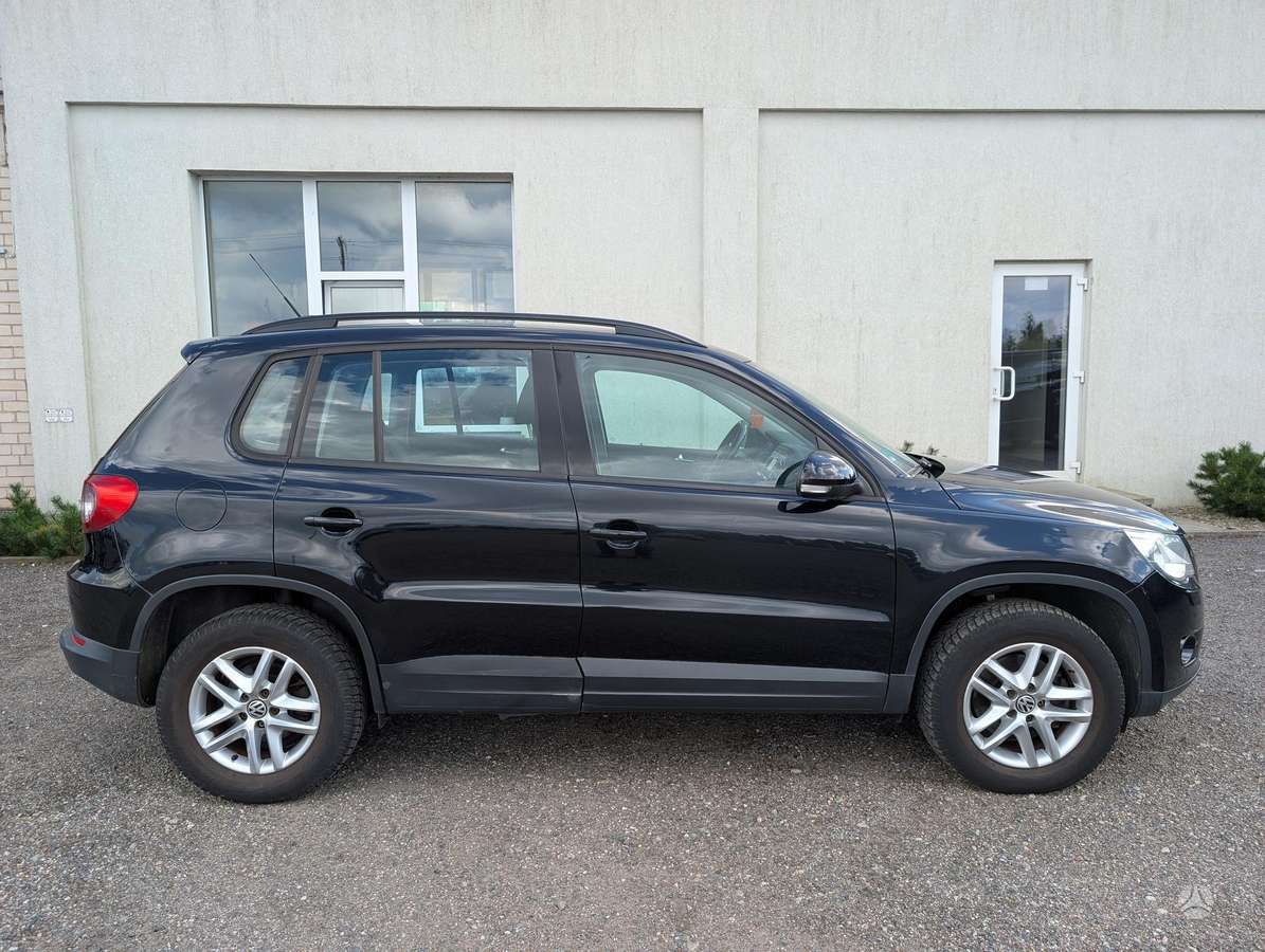 Volkswagen Tiguan 2010 — photo 26