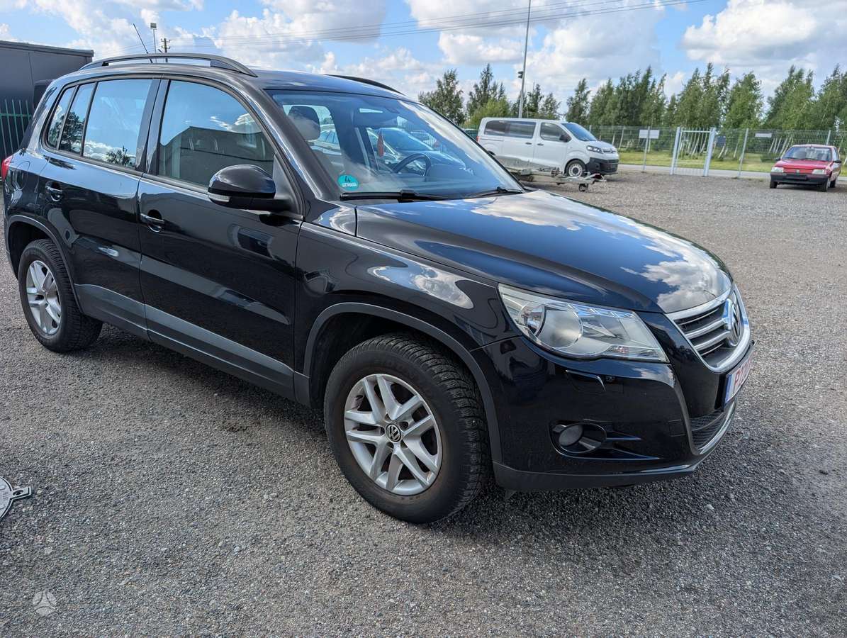 Volkswagen Tiguan 2010 — photo 7