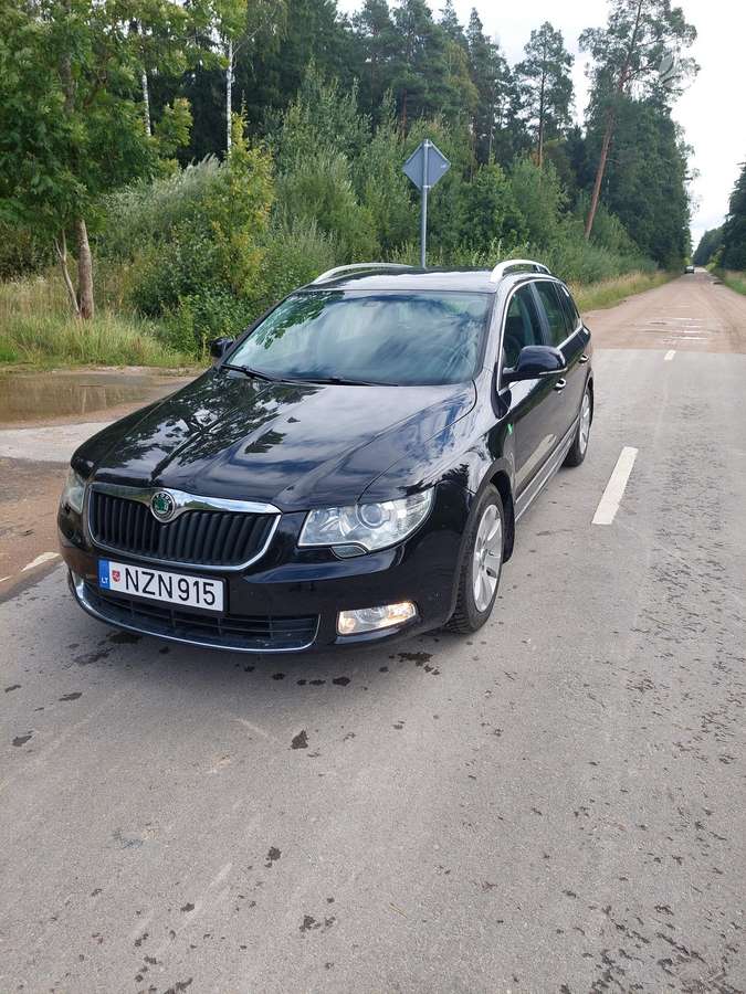 Skoda Superb, 2011