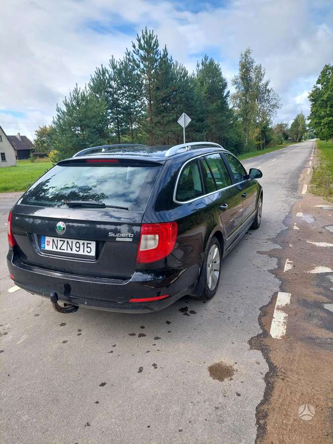 Skoda Superb 2011 — photo 5