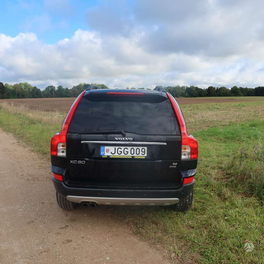 Volvo XC90 2008 — вигляд ззаду