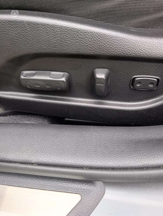 Hyundai i40 2012 — photo 12