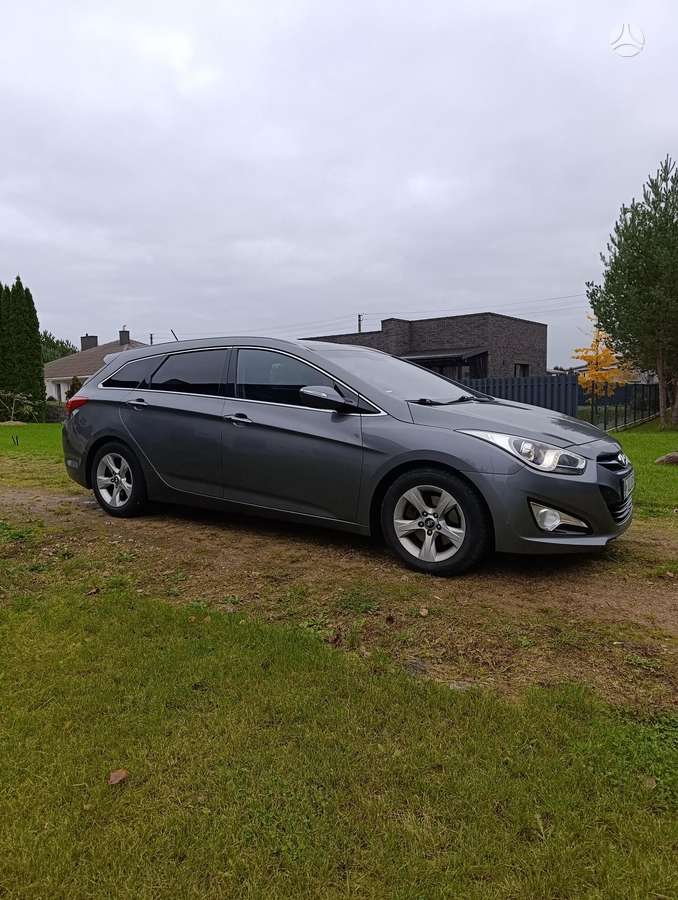 Hyundai i40 2012 — photo 16