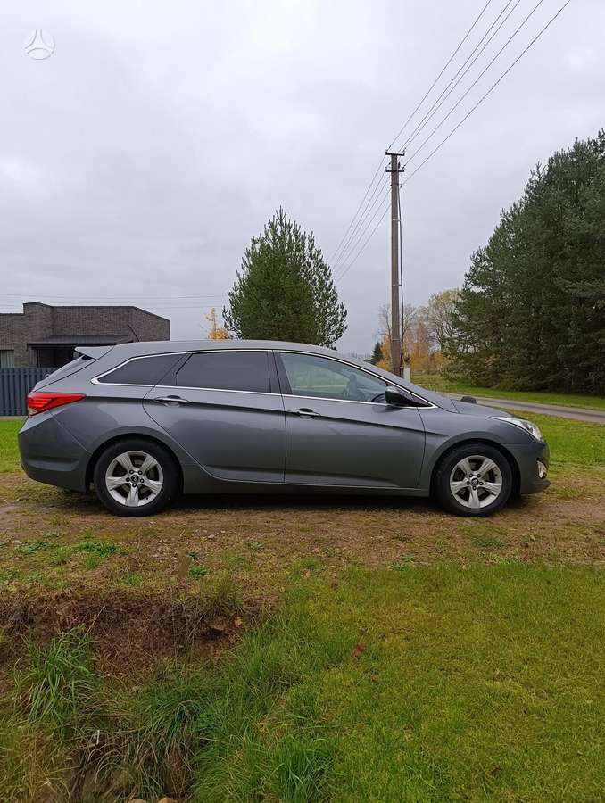 Hyundai i40 2012 — photo 17