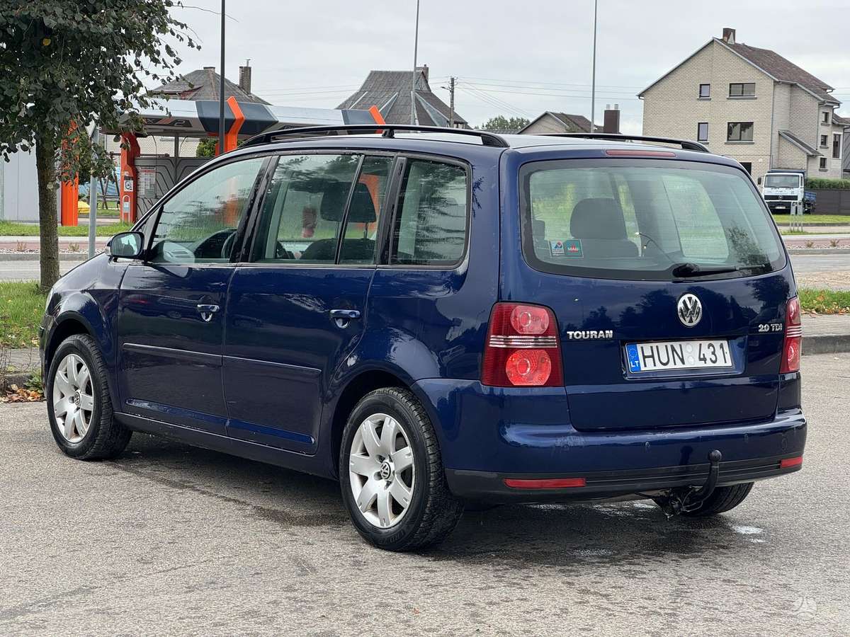 Volkswagen Touran 2008 — photo 6
