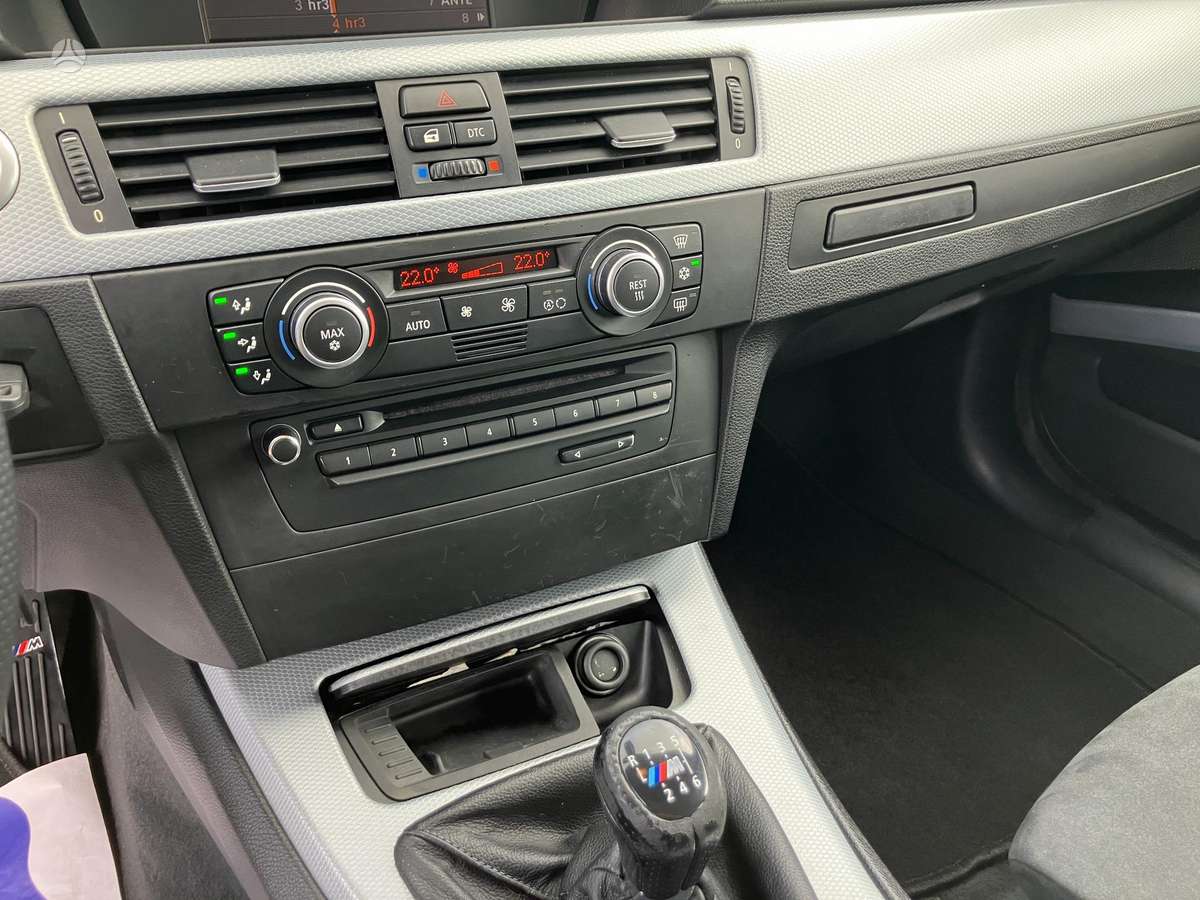 BMW 325 2007 — photo 14