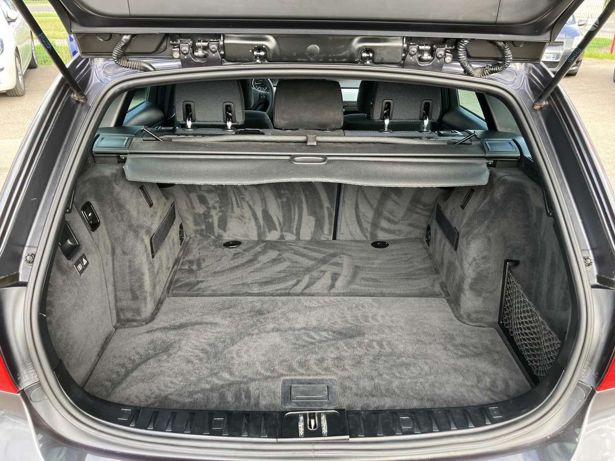 BMW 325 2007 — photo 20