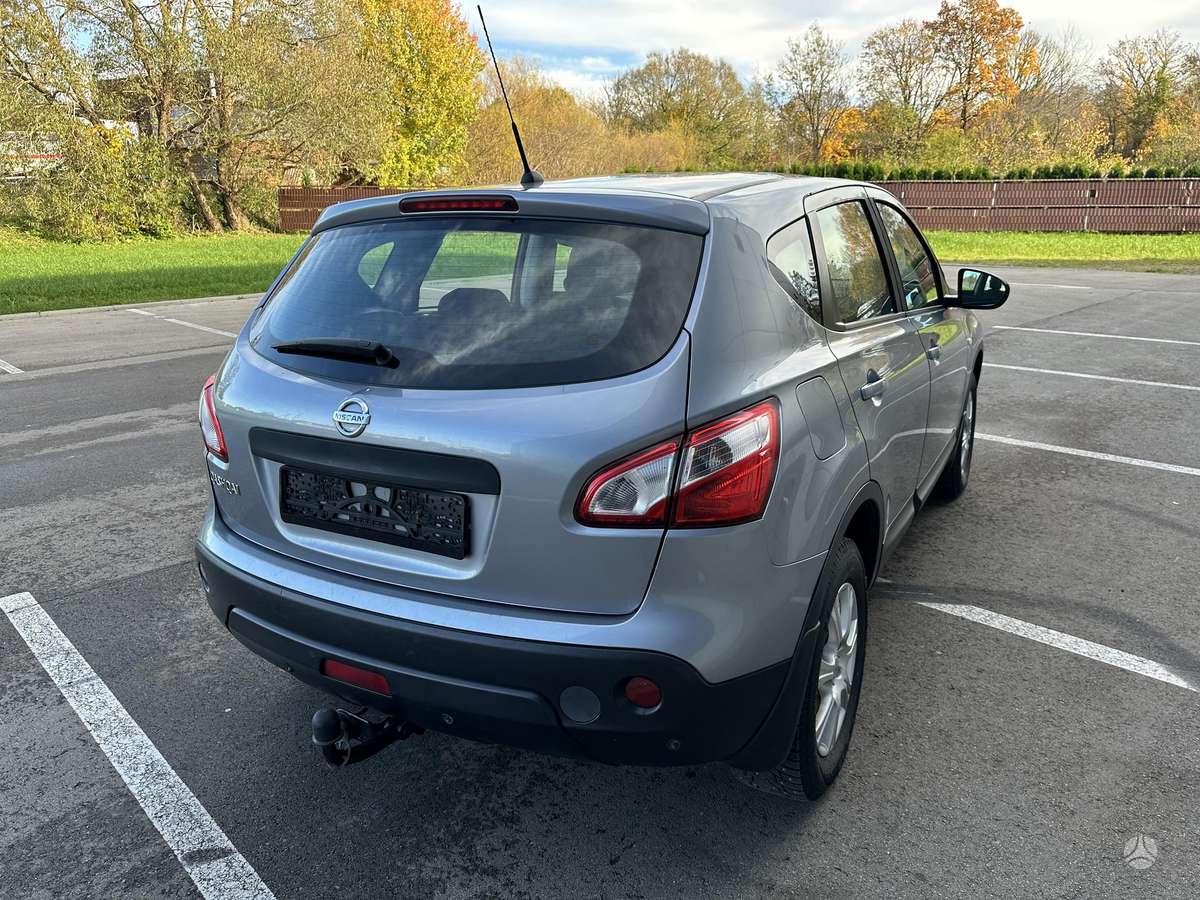 Nissan Qashqai 2011 — photo 5