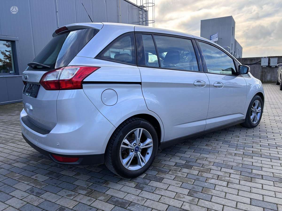 Ford Grand 2015 — photo 5