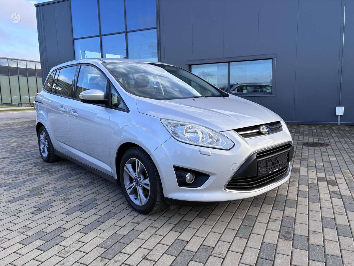 Ford Grand 2015 — photo 7