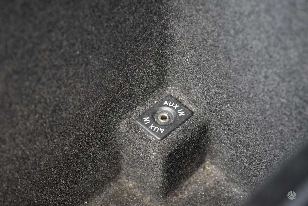 Volkswagen Passat 2012 — photo 20