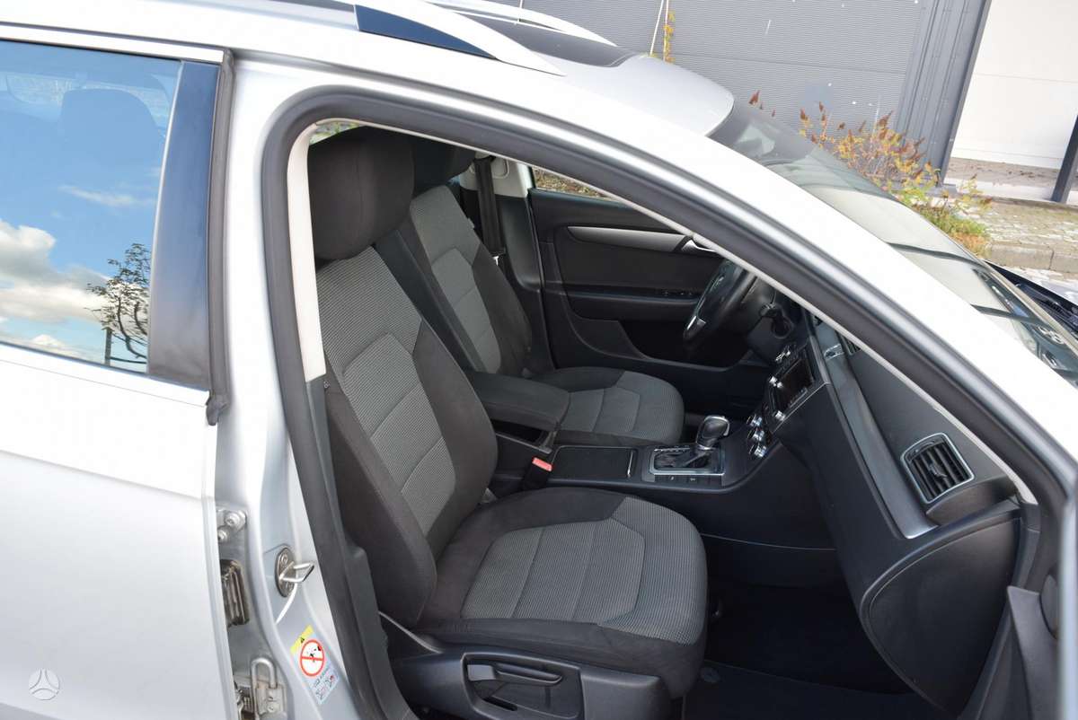 Volkswagen Passat 2012 — photo 7