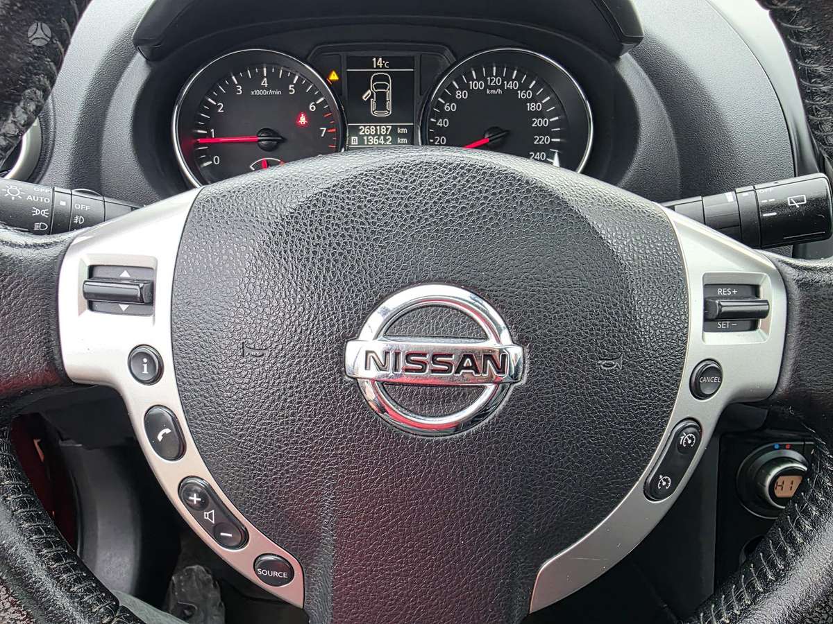 Nissan Qashqai+2 2011 — photo 12