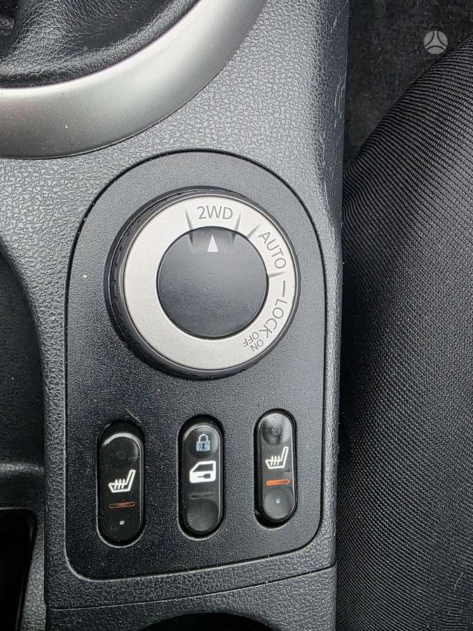 Nissan Qashqai+2 2011 — photo 16